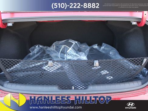 New 2025 Hyundai Elantra SEL image 10