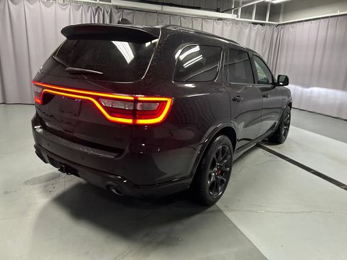 Used 2024 Dodge Durango R/T w/ Tow 'N Go Package AWD/4WD image 7