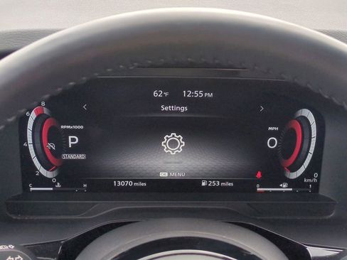 Used 2024 Nissan Pathfinder Platinum w/ Black Appearance Package image 30