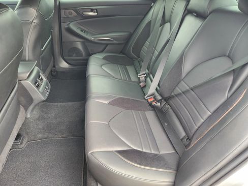 Used 2020 Toyota Avalon XSE image 31
