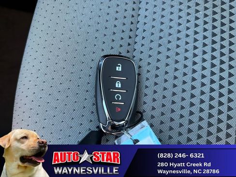 New 2025 Chevrolet Trax LT w/ LT Convenience Package FWD image 24