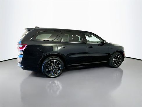 Used 2022 Dodge Durango R/T w/ Blacktop Package image 8