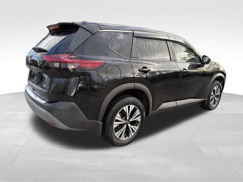 Used 2022 Nissan Rogue SV image 8