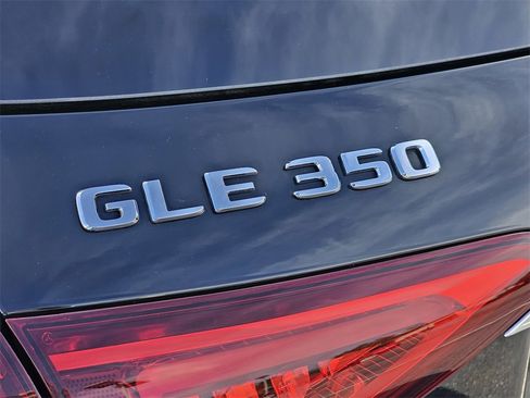 Used 2021 Mercedes-Benz GLE 350 w/ AMG Line Exterior image 12