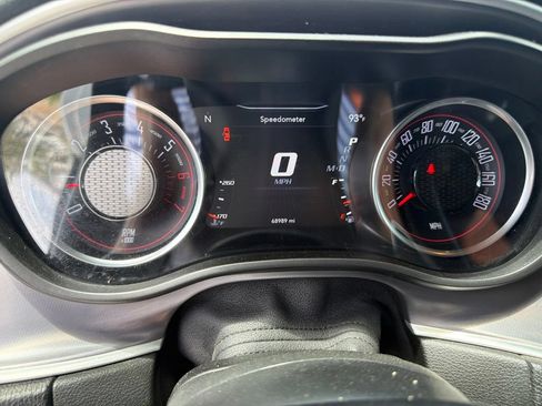 Used 2020 Dodge Challenger R/T Scat Pack RWD image 22