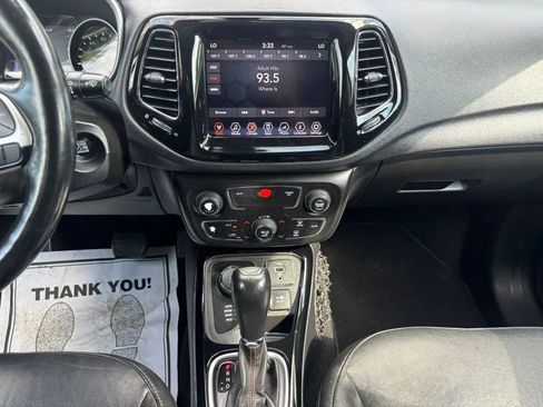 Used 2018 Jeep Compass Limited AWD/4WD image 21