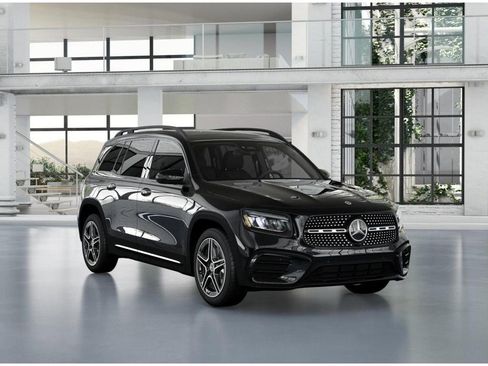 New 2026 Mercedes-Benz GLB 250 4MATIC image 10