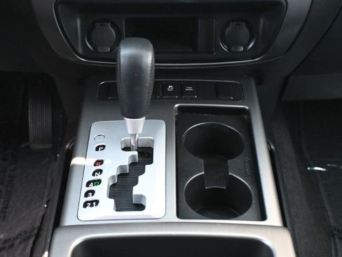Used 2013 Nissan Armada SV w/ Driver Pkg RWD image 13