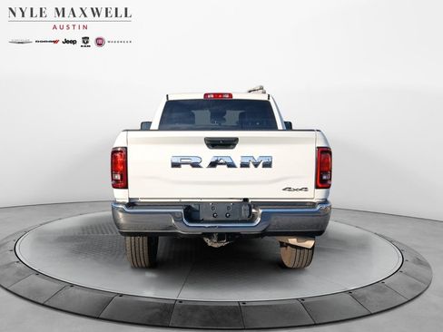 Used 2025 RAM 2500 Tradesman w/ Chrome Appearance Group AWD/4WD image 15