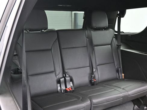 Used 2022 Chevrolet Tahoe Z71 w/ Luxury Package image 39