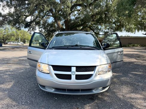 Used 2002 Dodge Grand Caravan eX FWD image 2