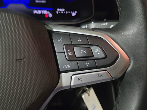Certified 2025 Volkswagen Jetta Sport FWD image 23