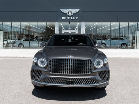 Certified 2024 Bentley Bentayga AWD/4WD image 19
