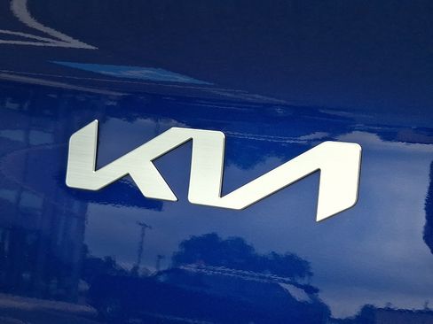 Used 2023 Kia EV6 Wind w/ Wind Technology Package AWD/4WD image 30