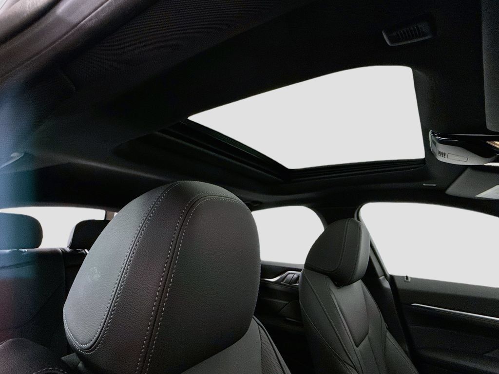 New 2026 BMW 430i w/ M Sport Package RWD image 17
