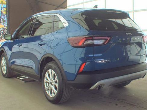 Used 2023 Ford Escape Active AWD/4WD image 11