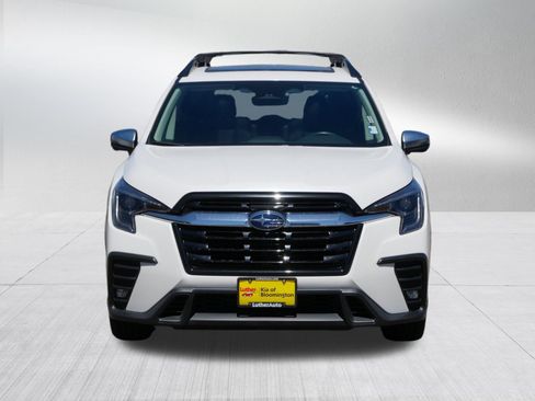 Used 2023 Subaru Ascent Limited w/ Technology Package AWD/4WD image 2