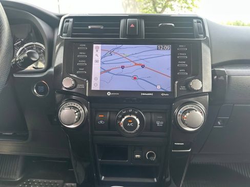 Used 2023 Toyota 4Runner TRD Off-Road Premium w/ Moonroof Package AWD/4WD image 23
