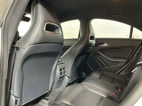 Used 2018 Mercedes-Benz CLA 250 image 25