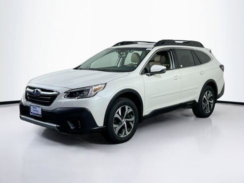 Used 2022 Subaru Outback Limited AWD/4WD image 1