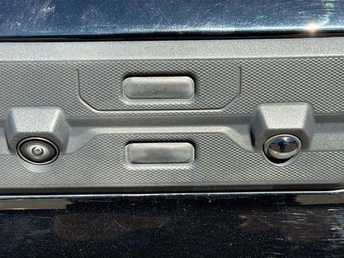 Used 2024 GMC Sierra 1500 Denali Ultimate image 13