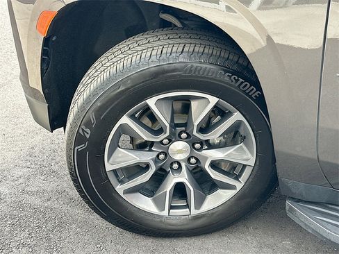 Used 2021 Chevrolet Tahoe LT image 24