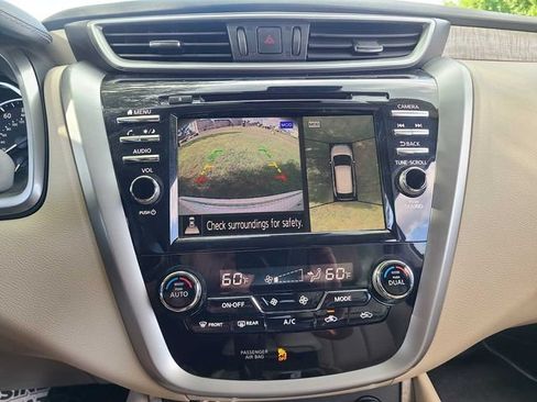 Used 2021 Nissan Murano SV w/ SV Special Edition Package AWD/4WD image 32