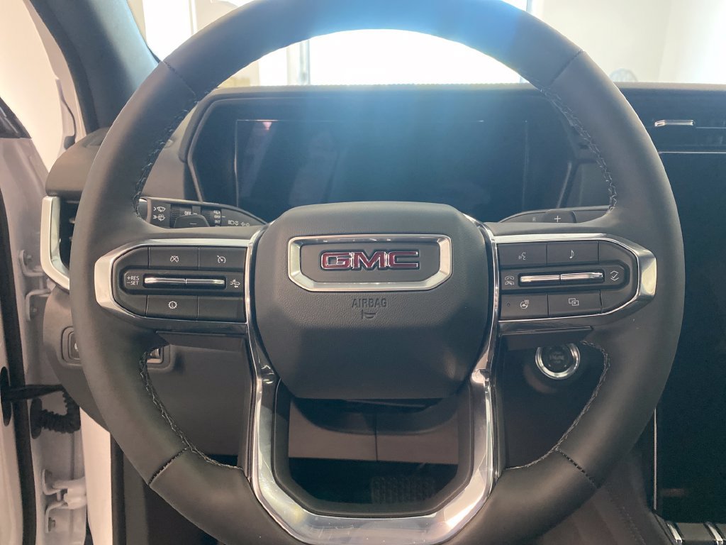 New 2027 GMC Terrain Elevation w/ Elevation Premium Package FWD image 16