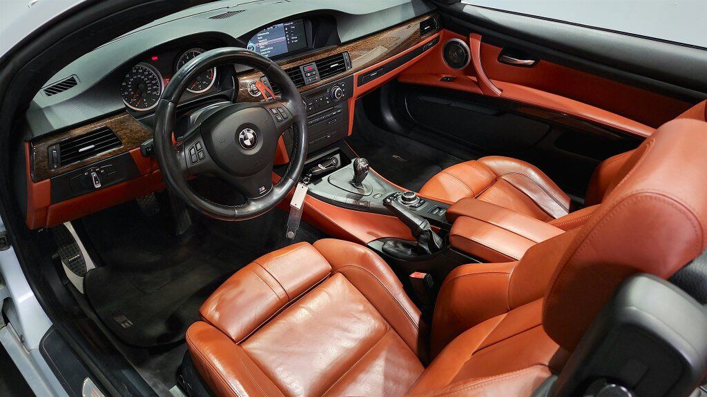 Used 2012 BMW M3 Convertible RWD image 27