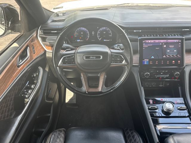 Used 2023 Jeep Grand Cherokee L Summit AWD/4WD image 25
