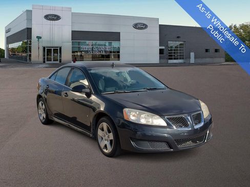 Used 2009 Pontiac G6 Sedan w/ Preferred Package image 2