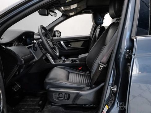 Used 2025 Land Rover Discovery Sport Dynamic SE AWD/4WD image 5