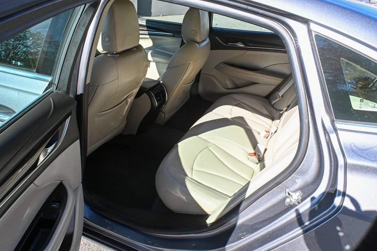 Used 2018 Buick LaCrosse Preferred FWD image 10