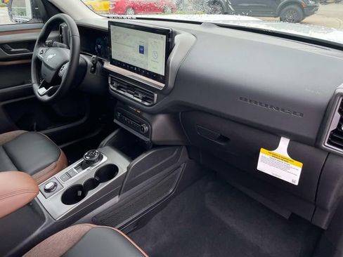 New 2025 Ford Bronco Sport Outer Banks image 24