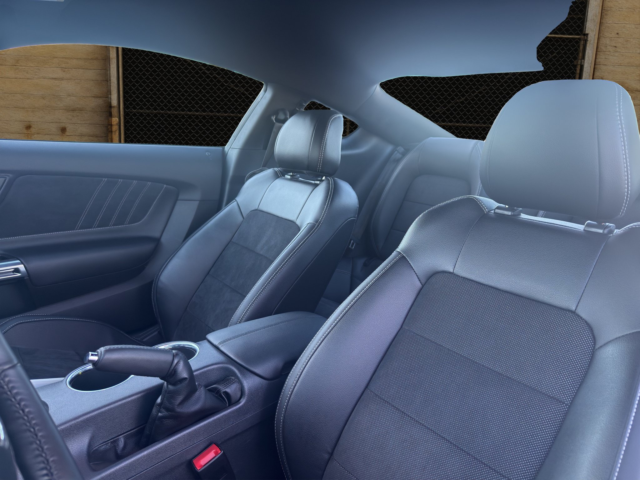 Used 2021 Ford Mustang GT Premium w/ GT Performance Package RWD image 5