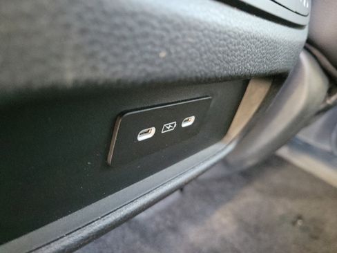 Used 2025 Honda Pilot EX-L image 21