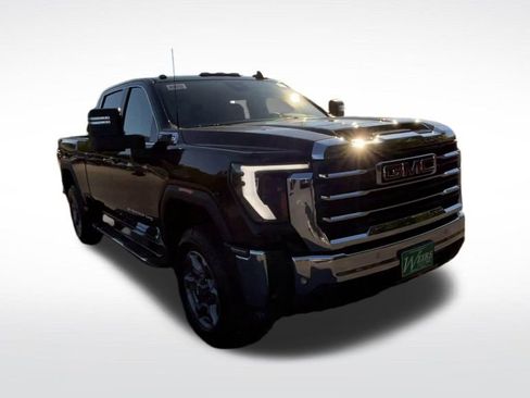 New 2026 GMC Sierra 2500 SLE w/ SLE Value Package; image 3