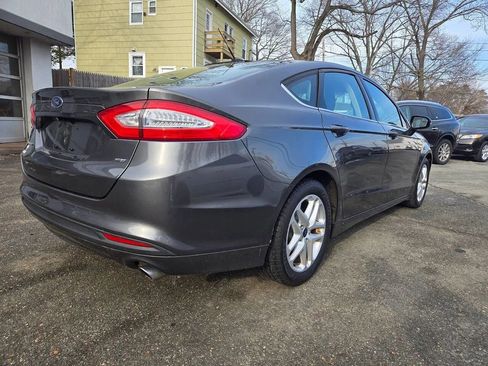 Used 2016 Ford Fusion SE image 40