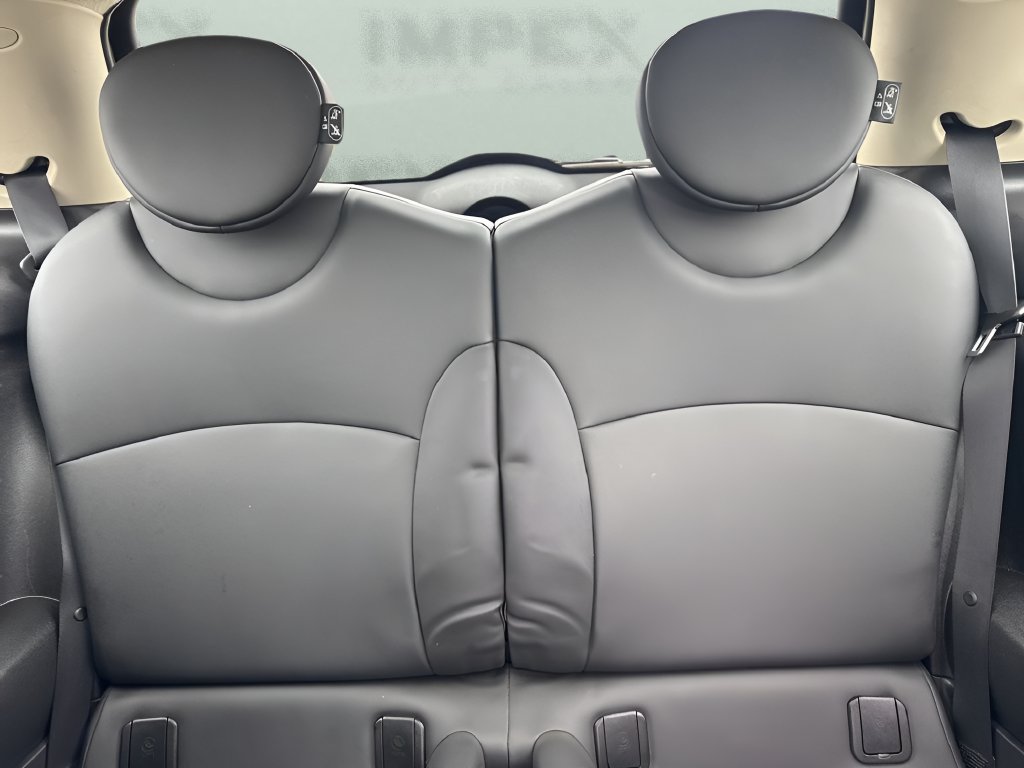 Used 2012 MINI Cooper Hardtop FWD image 11
