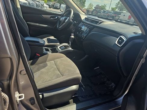 Used 2016 Nissan Rogue S w/ Appearance Package AWD/4WD image 26