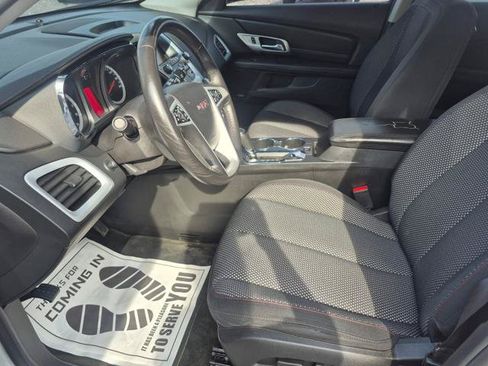 Used 2017 GMC Terrain SLE w/ Technology Package AWD/4WD image 9