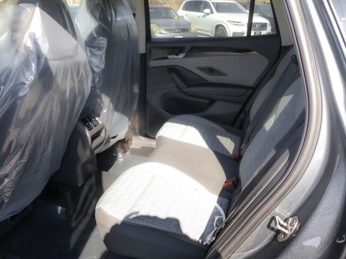 New 2026 Volkswagen Tiguan S image 32