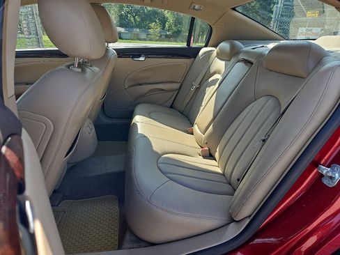 Used 2011 Buick Lucerne CXL w/ Driver Confidence Package image 18