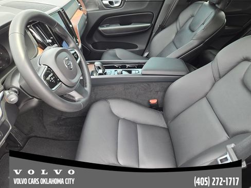 Certified 2023 Volvo XC60 B5 Plus w/ Protection Package Premier FWD image 10