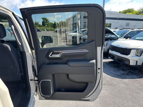 Used 2026 Chevrolet Silverado 1500 RST AWD/4WD image 14