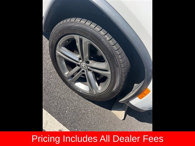 Used 2017 Volkswagen Tiguan Sport FWD image 13