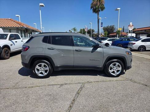 Certified 2024 Jeep Compass Latitude AWD/4WD image 4