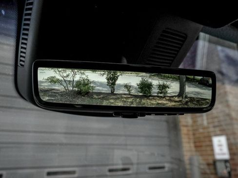 Used 2025 Mercedes-Benz Sprinter 2500 image 18