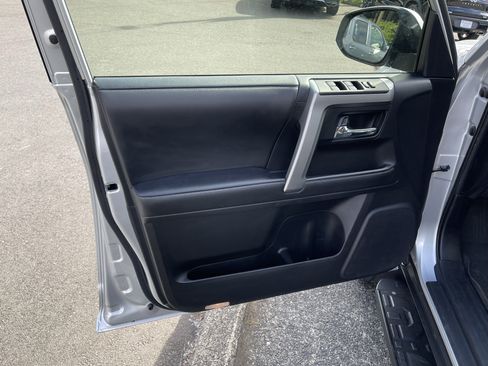 Certified 2024 Toyota 4Runner SR5 Premium w/ Moonroof Package AWD/4WD image 15