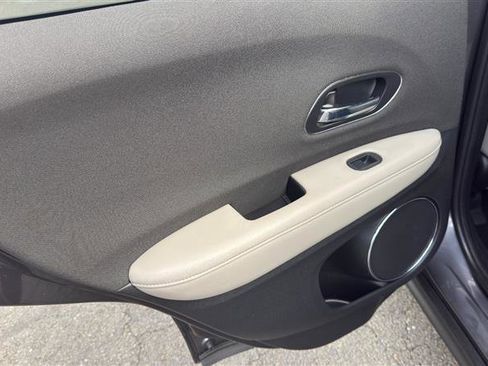 Used 2019 Honda HR-V EX image 22